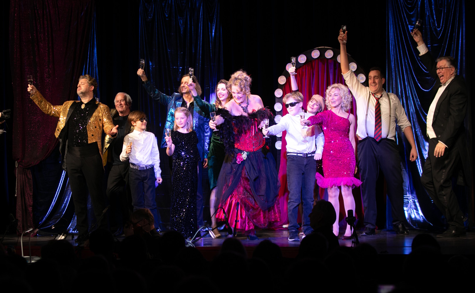 2025_Ein.Fest.bei.Prinz.Orlofsky (1).jpg